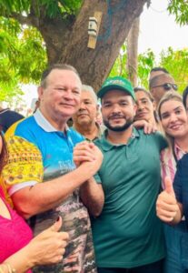 Quinzinho participa da inauguração da estrada Caminho dos Poetas