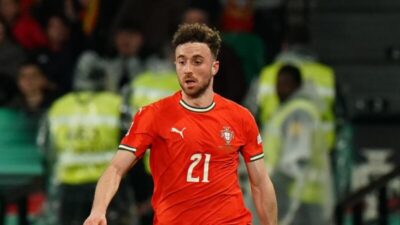 Jogador Diogo Jota morre em acidente de trânsito