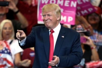 Trump pode reagir à tornozeleira de Bolsonaro com novas sanções