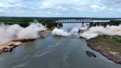 Imagens de drone mostram implosão do que restou da ponte que desabou entre TO e MA