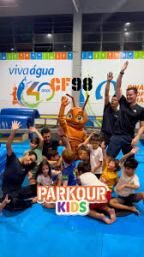 Lançado pela Academia Viva Água/CF98 o Parkour é sucesso entre  criançada que se exercita de maneira lúdica e prazerosa