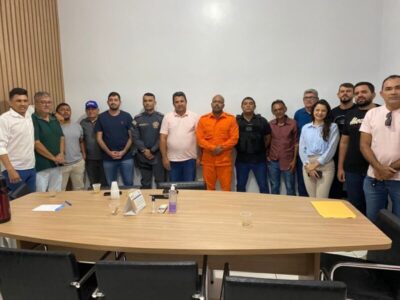 Prefeito em exercício de Tuntum se reúne com forças de segurança