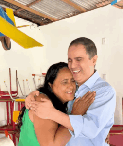 Potencial candidato a deputado, Edivaldo Jr. é recebido de forma calorosa em retomada às comunidades