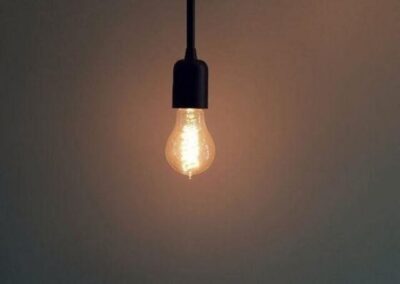 O novo plano do Congresso para aumentar a sua conta de luz