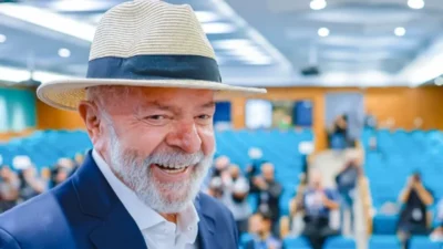 Efeito Lula: desemprego em 2024 caiu ao menor nível da história