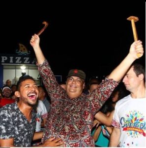 Caiu a máscara de Flávio Dino, ou: fantasia de comunismo são outros carnavais?