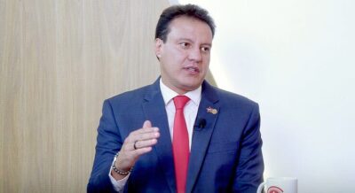 Felipe Camarão questiona proposta de Braide e aponta solução para greve dos rodoviários