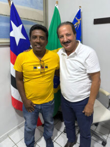 Liderança Felipe do Novo Horizonte adere ao grupo do prefeito Neto Carvalho