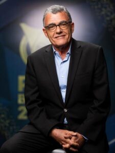 Fernando Sarney diz que “não vai mexer” em acerto com Carlo Ancelotti