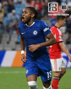 Chelsea sofre empate no tempo normal, mas goleia Benfica na prorrogação e pega Palmeiras