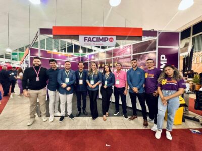 Estudantes e professores da Facimp Wyden apresentam iniciativas inovadoras na Fecoimp