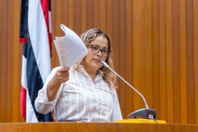 Mical diz que veto de Camarão tira direitos dos pais