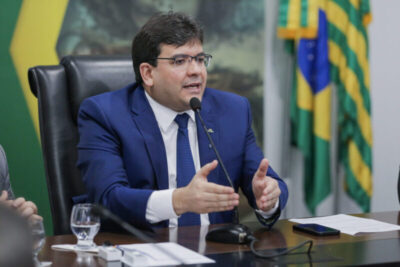 Até 2025, todas as escolas públicas com ensino médio passarão a ser tempo integral