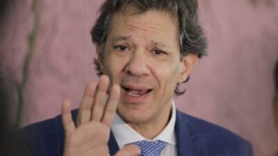 Acuado, governo Lula anuncia recuo sobre monitoramento do Pix