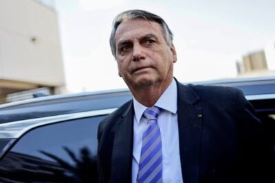 Polícia Federal impõe tornozeleira eletrônica a Bolsonaro por decisão do STF