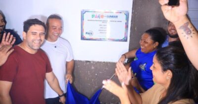 O homem não para: Prefeito Fred Campos entrega mais duas ruas pavimentadas em Paço do Lumiar.