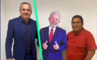 Prefeito do MA tira foto com boneco e diz que teve reunião com Lula