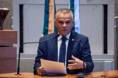 Após deputado federal, distrital pede impeachment de Lula