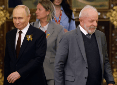Em Moscou, Lula joga conta da crise do INSS no governo Bolsonaro