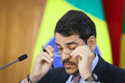 A reação de um ministro de Lula ao inquérito contra Eduardo Bolsonaro