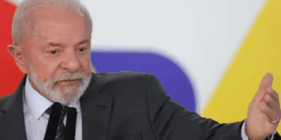 Lula pede a Macron que ‘abra o coração’ para concluir acordo Mercosul