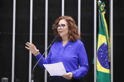 Itália não pode fazer operação policial para prender Carla Zambelli, afirma embaixador