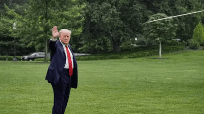 Trump avalia bombardear Irã, diz site
