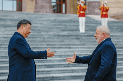 Governo brasileiro vê risco de Xi Jinping não vir à cúpula do Brics