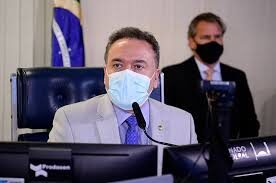 Roberto Rocha desmascara Flávio Dino: “Enquanto Bolsonaro corta impostos, Dino aumentou impostos, tomou carros e motos da população”…