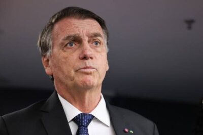 Bolsonaro cita versículo bíblico em indireta a Lula após tarifa de Trump sobre o Brasil