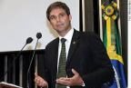 Lindbergh move ação criminal contra Eduardo Bolsonaro por atentar contra soberania