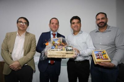 Conselheiro substituto da ANATEL Vinícius Caram foi homenageado em São Luís pela ABEE-MA