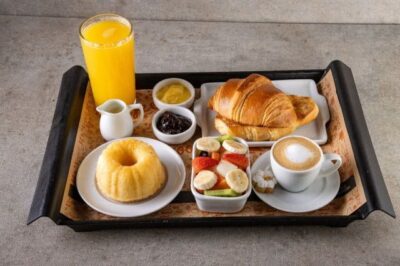 Um presente de amor e sabor: Café da manhã especial para mães e avós com opções do Empório Fribal