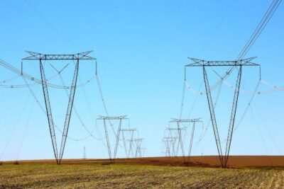 Comissão debate risco de sobrecarga na rede elétrica nos próximos anos
