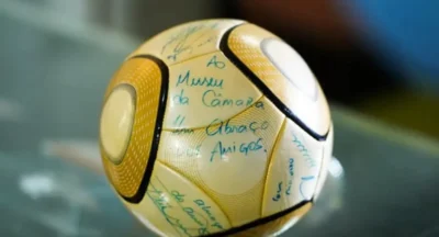 Moraes vota por condenar acusado de furtar bola autografada por Neymar nos atos do 8/1