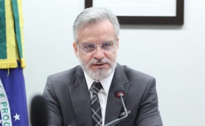Comissão aprova projeto que proíbe remoção de veículo usado para subsistência do proprietário