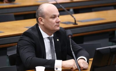 Projeto cria punição para sequestro de conta de rede social e estelionato digital