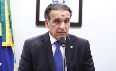 Comissão aprova tempo extra nos exames da CNH para pessoas com transtorno de aprendizagem