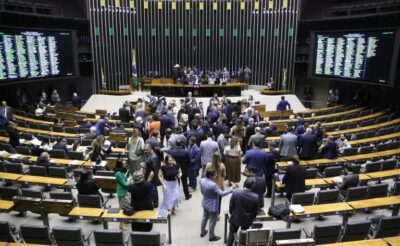 Câmara pode votar projeto que amplia remuneração de fiscais agropecuários que atuam contra gripe aviária