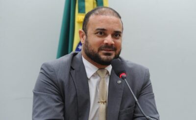 Comissão aprova proibição de punição coletiva de torcidas organizadas se estádio tiver identificação biométrica