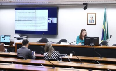 Debatedores alertam para riscos de perda de autonomia com criação do Sistema Nacional de Educação