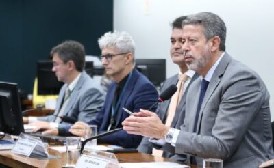 Arthur Lira eleva faixa que terá redução parcial do Imposto de Renda a partir de 2026