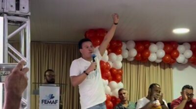 Felipe Camarão reforça pré-candidatura e diz que briga só interessa aos adversários