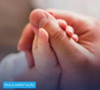 A Frente Parlamentar Mista pela Licença Paternida articulam apoio para que a regulamentação da licença paternidade no Brasil