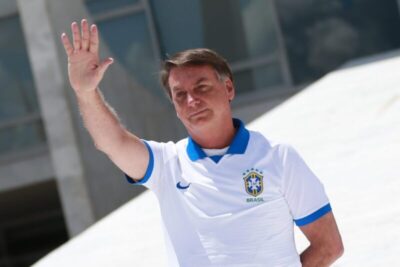 Alexandre de Moraes esclarece: Bolsonaro está livre para dar entrevistas e fazer discursos