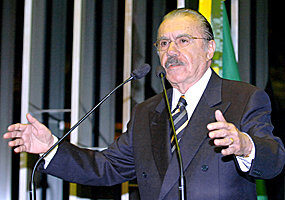 Senado vai homenagear Sarney pelos 40 anos de redemocratização