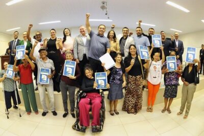 Judiciário entrega títulos de regularização fundiária à população de Imperatriz