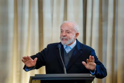 Quadrilha do INSS foi criada no governo Bolsonaro, diz Lula