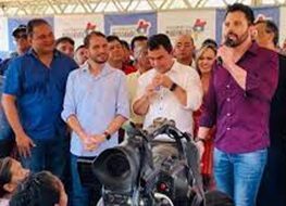 Veja no vídeo: Eliziane Gama usa evento de prefeitura para lançar Weverton Rocha a governador…