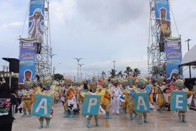 Bloco Tradicional da APAE de São Luís leva inclusão e alegria ao Terminal Rodoviário